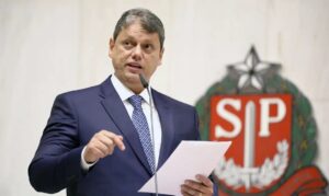Tarcísio sanciona lei que cria cadastro com DNA e foto de estupradores