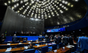 Senado aprova projeto contra adultização de crianças na internet