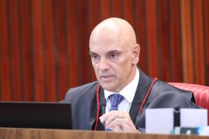 Moraes determina busca e apreensão contra jornalista após reportagens sobre Flávio Dino