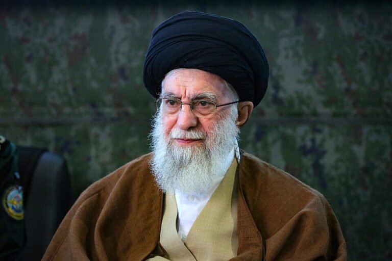 Trump afirma que líder supremo do Irã, Ali Khamenei, morreu em ataques