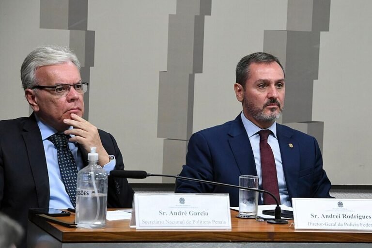 Crise entre STF e Polícia Federal se agrava após Mendonça afastar diretor-geral da PF