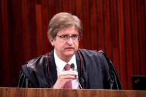 PGR pede nulidade de relatório da PF que cita Moraes, Gonet e Vorcaro