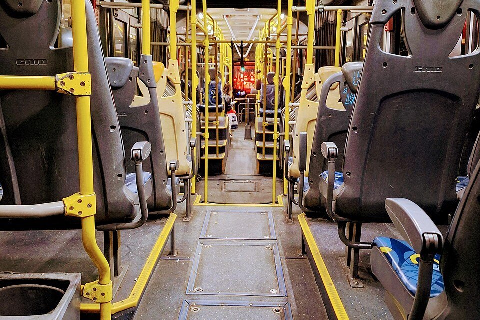 Greve de motoristas paralisa ônibus na Zona Sul de São Paulo e afeta 267 mil passageiros