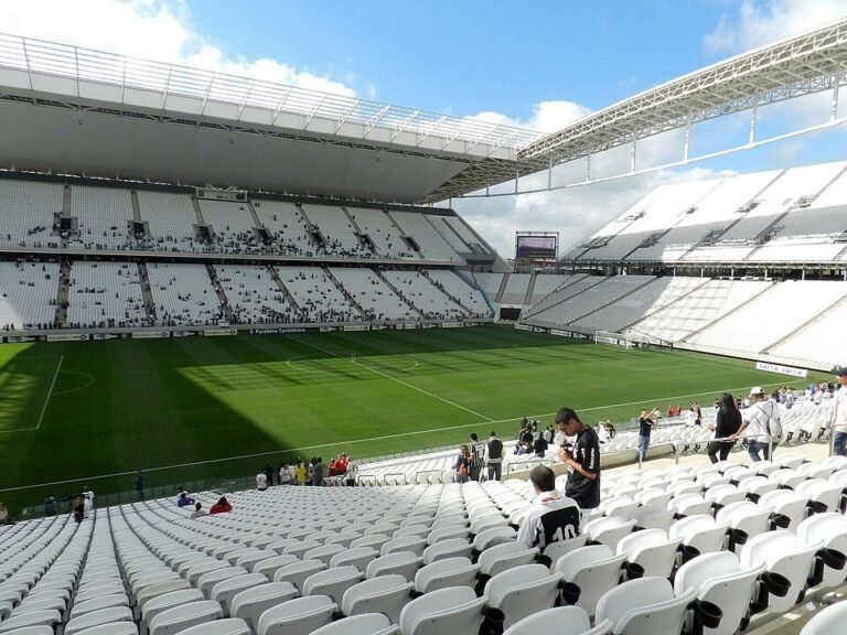 Corinthians consegue suspender pagamentos da dívida da Neo Química Arena por um ano