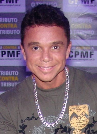 Morre o cantor Netinho, ícone do axé music, aos 60 anos