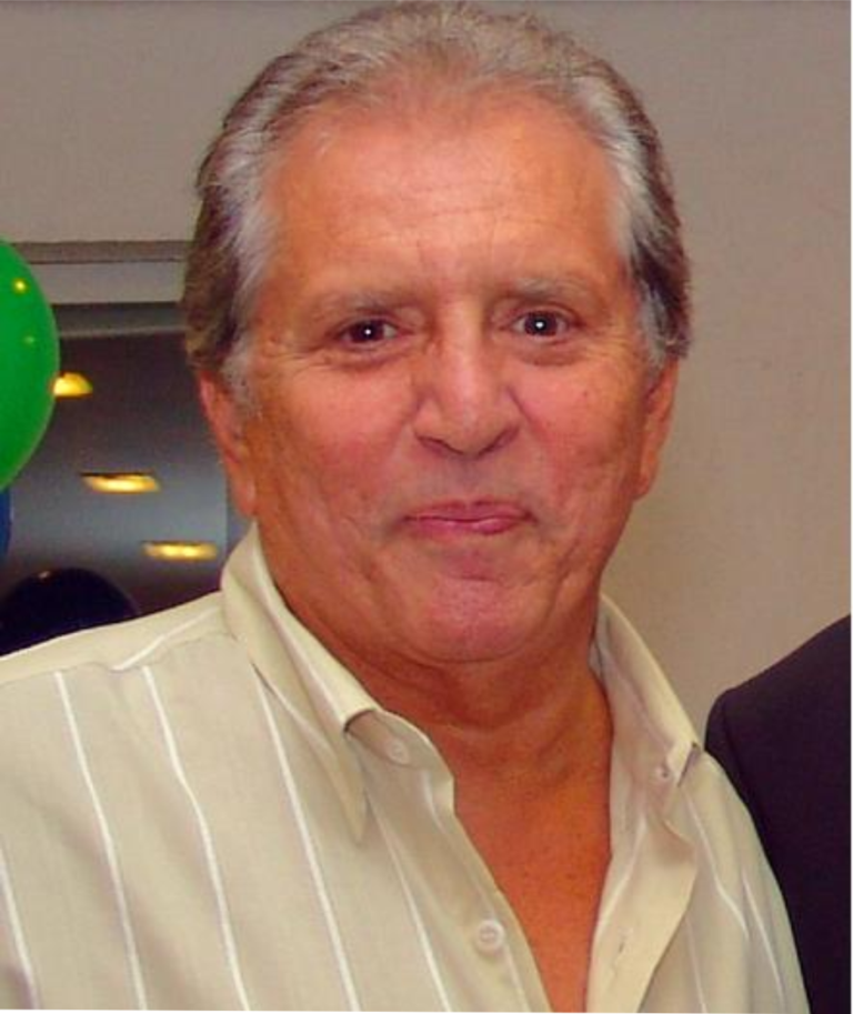 Carlos Alberto de Nóbrega é internado aos 90 anos para investigar problemas de saúde